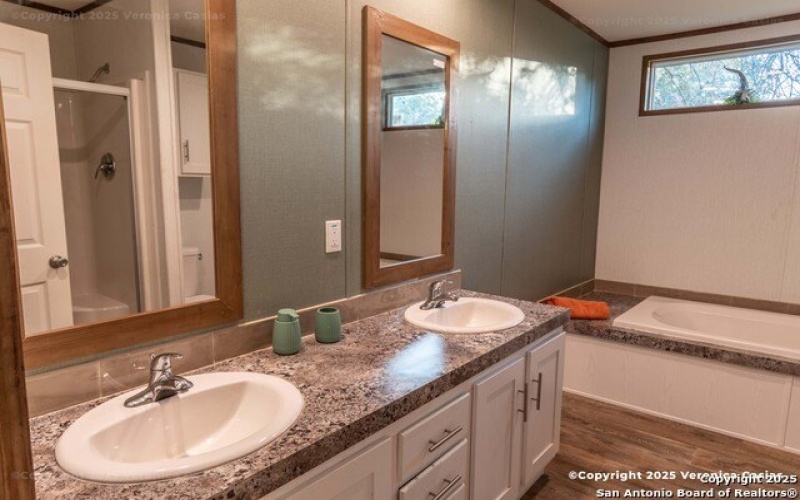 336 County Rd 6846, Lytle, TX 78052, 3 Bedrooms Bedrooms, ,2 BathroomsBathrooms,Residential,For Sale,336 County Rd 6846,0,1873813