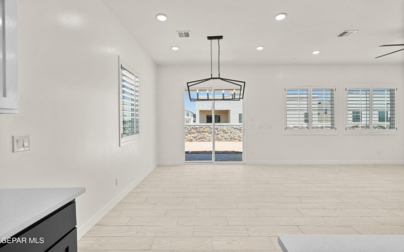 13992 Summer Haill Avenue, El Paso, TX 79928, 4 Bedrooms Bedrooms, ,2 BathroomsBathrooms,Residential,For Sale,13992 Summer Haill Avenue,924143