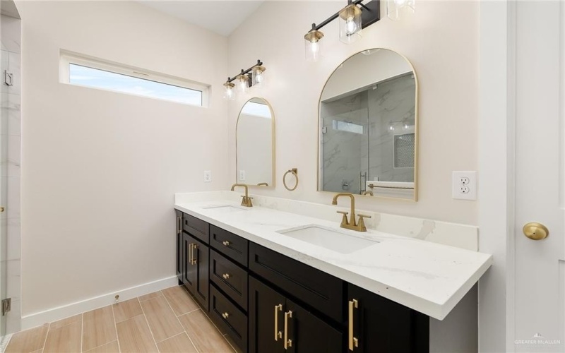 1204 E Acacia Drive, San Juan, TX 78589, 3 Bedrooms Bedrooms, ,2 BathroomsBathrooms,Residential,For Sale,1204 E Acacia Drive,473219
