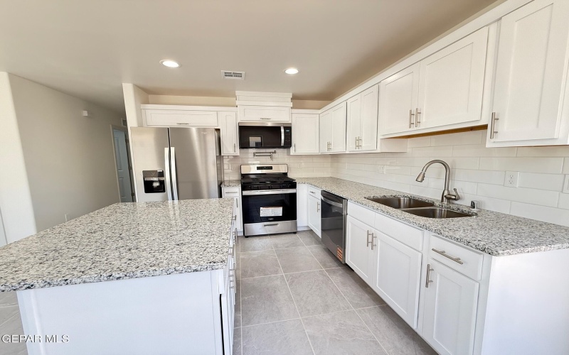 12464 Cayo Norte Drive, El Paso, TX 79934, 4 Habitaciones Habitaciones , ,1 BañoBaños,Residential,En Venta,12464 Cayo Norte Drive,924184