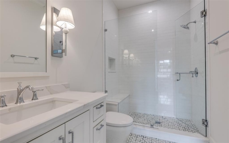 7538 Centenary Avenue, Dallas, TX 75225, 5 Habitaciones Habitaciones , ,6 BañosBaños,Residential,En Venta,7538 Centenary Avenue,20917687
