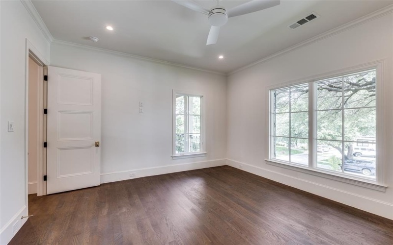7538 Centenary Avenue, Dallas, TX 75225, 5 Habitaciones Habitaciones , ,6 BañosBaños,Residential,En Venta,7538 Centenary Avenue,20917687