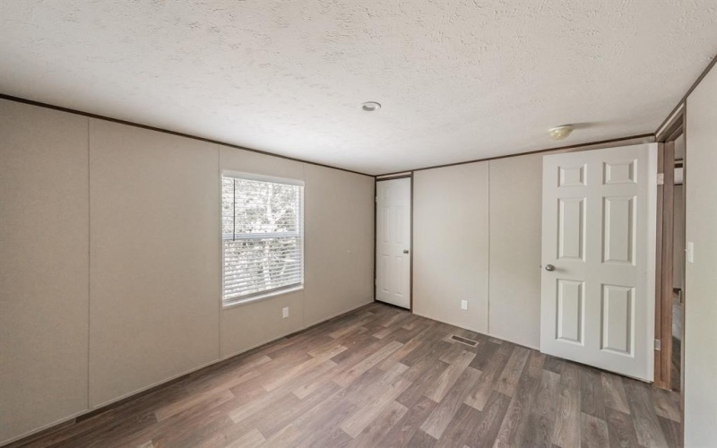 12 Meadow Pond Court, Bridgeport, TX 76426, 3 Bedrooms Bedrooms, ,2 BathroomsBathrooms,Residential,For Sale,12 Meadow Pond Court,20955126