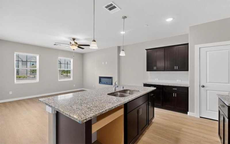 1840 Summer Aura, Mesquite, TX 75181, 3 Bedrooms Bedrooms, ,2 BathroomsBathrooms,Residential,For Sale,1840 Summer Aura,20962851