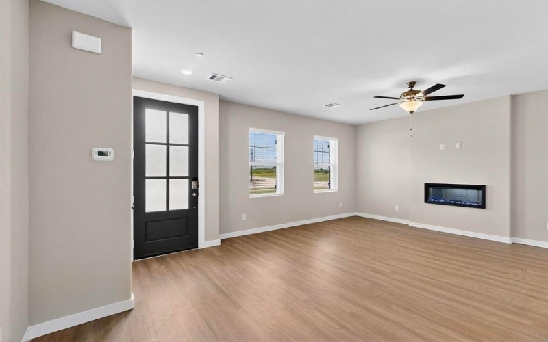 1840 Summer Aura, Mesquite, TX 75181, 3 Bedrooms Bedrooms, ,2 BathroomsBathrooms,Residential,For Sale,1840 Summer Aura,20962851