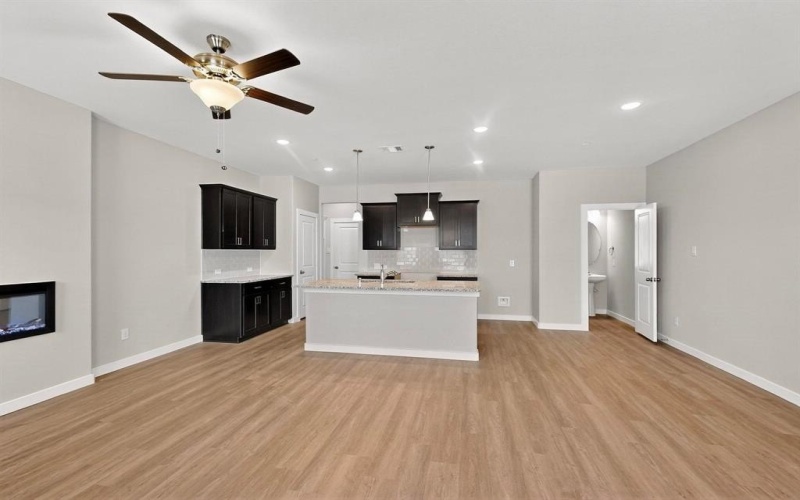 1840 Summer Aura, Mesquite, TX 75181, 3 Bedrooms Bedrooms, ,2 BathroomsBathrooms,Residential,For Sale,1840 Summer Aura,20962851