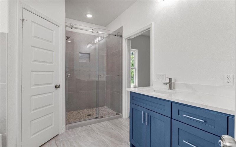 1312 S Clements Street, Gainesville, TX 76240, 4 Bedrooms Bedrooms, ,2 BathroomsBathrooms,Residential,For Sale,1312 S Clements Street,20963131