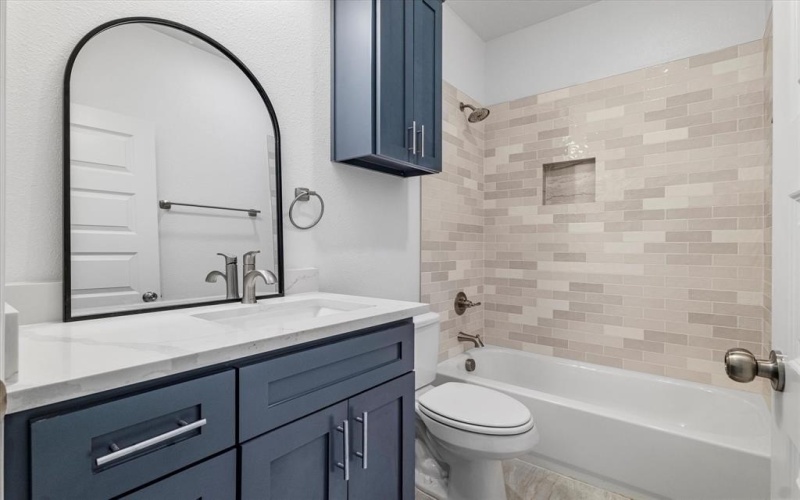 1312 S Clements Street, Gainesville, TX 76240, 4 Bedrooms Bedrooms, ,2 BathroomsBathrooms,Residential,For Sale,1312 S Clements Street,20963131