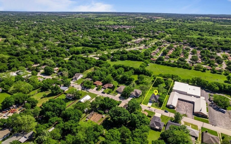 1312 S Clements Street, Gainesville, TX 76240, 4 Bedrooms Bedrooms, ,2 BathroomsBathrooms,Residential,For Sale,1312 S Clements Street,20963131