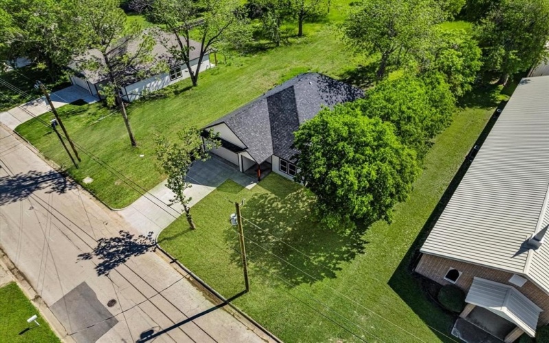 1312 S Clements Street, Gainesville, TX 76240, 4 Bedrooms Bedrooms, ,2 BathroomsBathrooms,Residential,For Sale,1312 S Clements Street,20963131