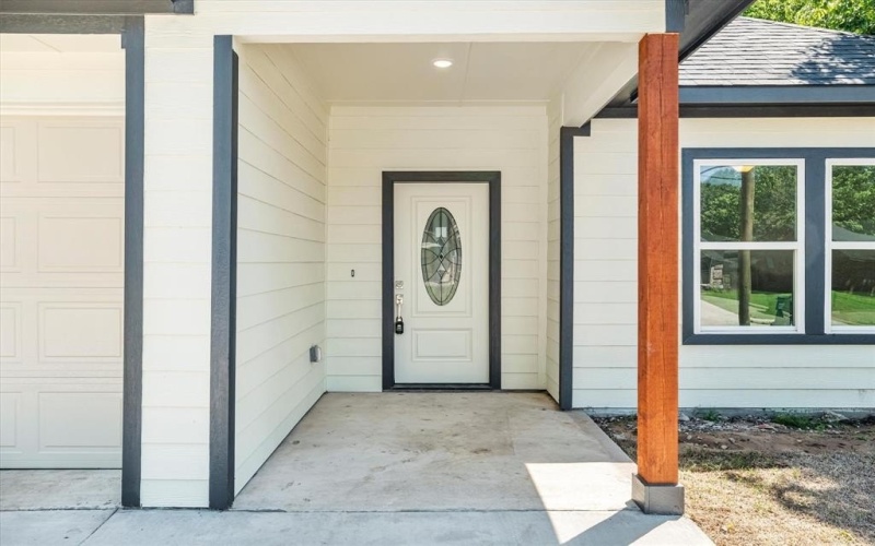 1312 S Clements Street, Gainesville, TX 76240, 4 Bedrooms Bedrooms, ,2 BathroomsBathrooms,Residential,For Sale,1312 S Clements Street,20963131
