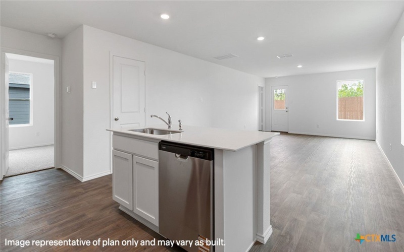 1009 SEEDLING Lane, Seguin, TX 78155, 3 Habitaciones Habitaciones , ,2 BañosBaños,Residential,En Venta,1009 SEEDLING Lane,582665