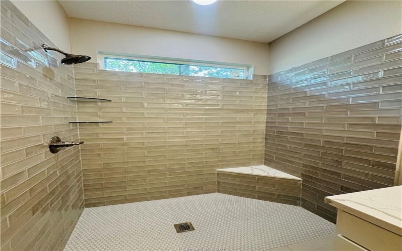 501 West Tenth Street, Hearne, TX 77859, 3 Habitaciones Habitaciones , ,2 BañosBaños,Residential,En Venta,501 West Tenth Street,25006001