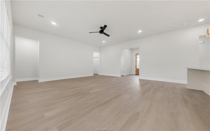 4000 Etonbury Avenue, College Station, TX 77845, 3 Bedrooms Bedrooms, ,3 BathroomsBathrooms,Residential,For Sale,4000 Etonbury Avenue,25002457