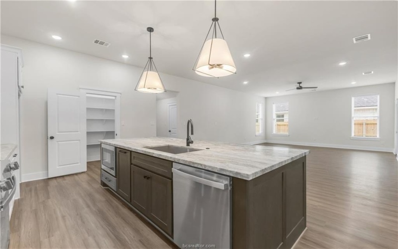 4002 Etonbury Avenue, College Station, TX 77845, 4 Bedrooms Bedrooms, ,3 BathroomsBathrooms,Residential,For Sale,4002 Etonbury Avenue,25002463