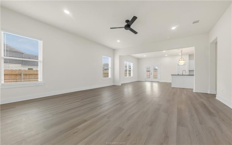 4004 Etonbury Avenue, College Station, TX 77845, 3 Bedrooms Bedrooms, ,2 BathroomsBathrooms,Residential,For Sale,4004 Etonbury Avenue,25003109
