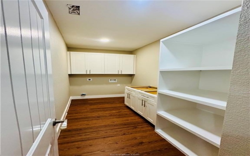 411 North Wrangler Street, Franklin, TX 77856, 3 Bedrooms Bedrooms, ,2 BathroomsBathrooms,Residential,For Sale,411 North Wrangler Street,25005955