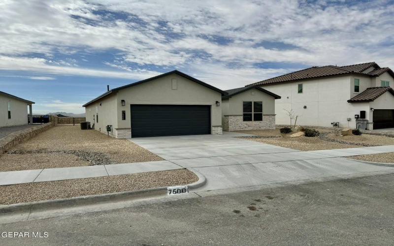 7500 ENCHANTED RIDGE Drive, El Paso, TX 79911, 4 Habitaciones Habitaciones , ,2 BañosBaños,Residential,En Venta,7500 ENCHANTED RIDGE Drive,924238