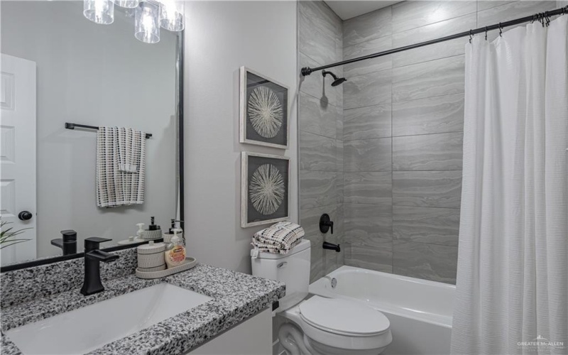 2500 E Conroe Road, Edinburg, TX 78542, 4 Bedrooms Bedrooms, ,2 BathroomsBathrooms,Residential,For Sale,2500 E Conroe Road,473291