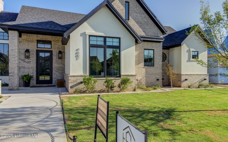 4607 138th Place, Lubbock, TX 79424, 4 Habitaciones Habitaciones , ,3 BañosBaños,Residential,En Venta,4607 138th Place,202555987