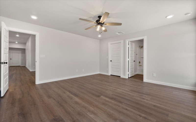 2311 133rd Street, Lubbock, TX 79423, 3 Habitaciones Habitaciones , ,2 BañosBaños,Residential,En Venta,2311 133rd Street,202555989