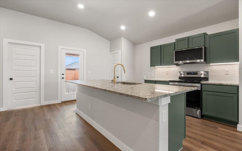 2311 133rd Street, Lubbock, TX 79423, 3 Habitaciones Habitaciones , ,2 BañosBaños,Residential,En Venta,2311 133rd Street,202555989