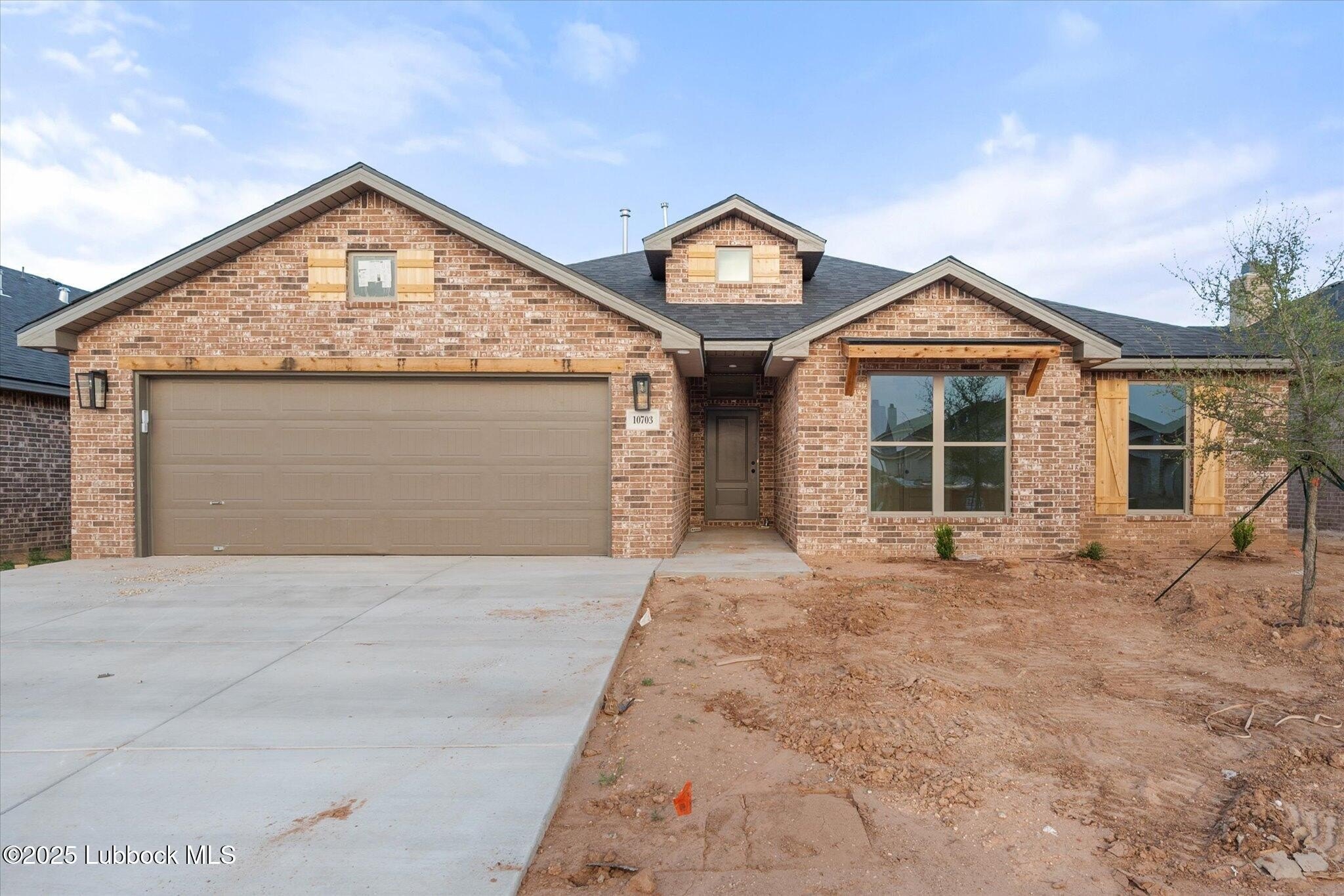 10703 Beaufort Avenue, Lubbock, TX 79424, 4 Bedrooms Bedrooms, ,3 BathroomsBathrooms,Residential,For Sale,10703 Beaufort Avenue,202555990