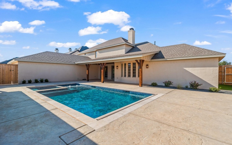 3911 149th Street, Lubbock, TX 79423, 4 Habitaciones Habitaciones , ,3 BañosBaños,Residential,En Venta,3911 149th Street,0,202555992