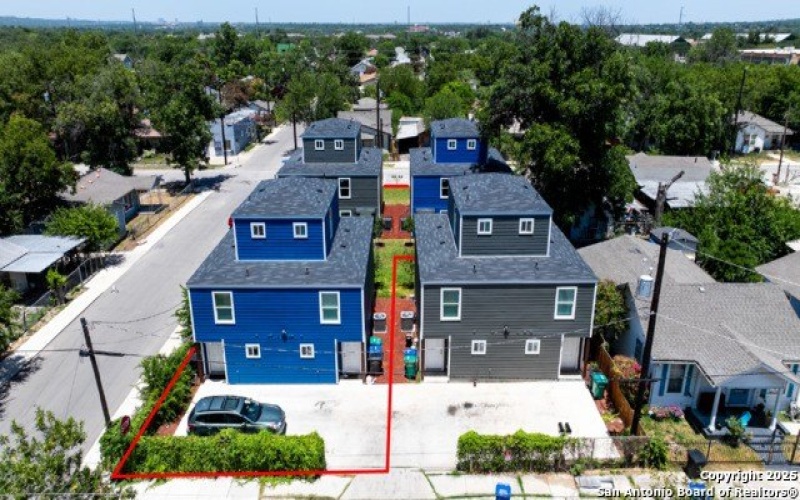 143 Huntington St, San Antonio, TX 78207, ,5 BañosBaños,Residential Multi Family,En Venta,143 Huntington St,0,1874043