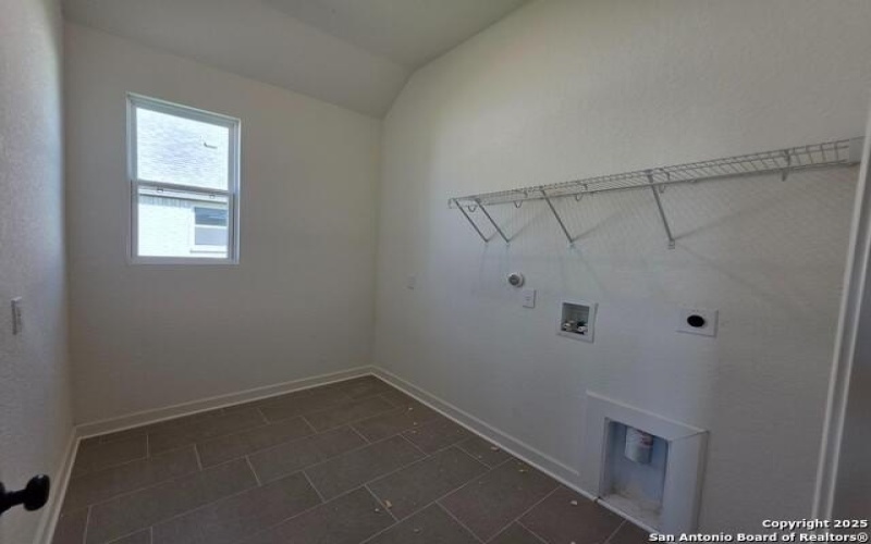 12915 Horseback Pl, Schertz, TX 78108, 4 Bedrooms Bedrooms, ,3 BathroomsBathrooms,Residential,For Sale,12915 Horseback Pl,0,1874064