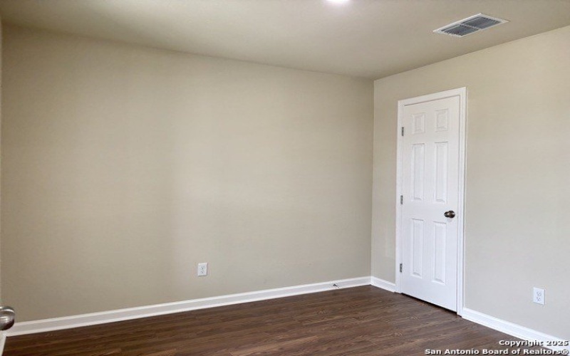 700 E 5th, Nixon, TX 78140, 4 Habitaciones Habitaciones , ,2 BañosBaños,Residential,En Venta,700 E 5th,1874075