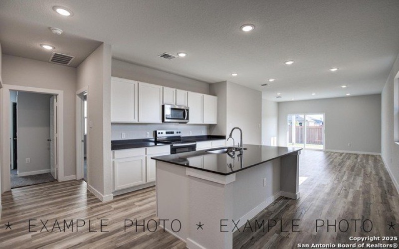 5615 Frederick Blf, Von Ormy, TX 78073, 3 Habitaciones Habitaciones , ,2 BañosBaños,Residential,En Venta,5615 Frederick Blf,1874158