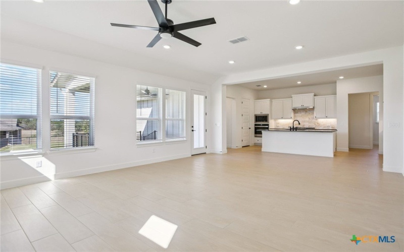 1851 Dancing Oak Lane, San Marcos, TX 78666, 2 Habitaciones Habitaciones , ,2 BañosBaños,Residential,En Venta,1851 Dancing Oak Lane,0,582754