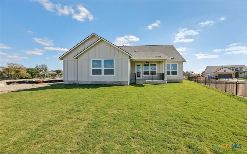 1851 Dancing Oak Lane, San Marcos, TX 78666, 2 Habitaciones Habitaciones , ,2 BañosBaños,Residential,En Venta,1851 Dancing Oak Lane,0,582754