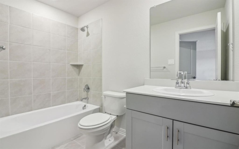 235 Canyon Oaks Drive, Greenville, TX 75402, 4 Bedrooms Bedrooms, ,3 BathroomsBathrooms,Residential,For Sale,235 Canyon Oaks Drive,20867643