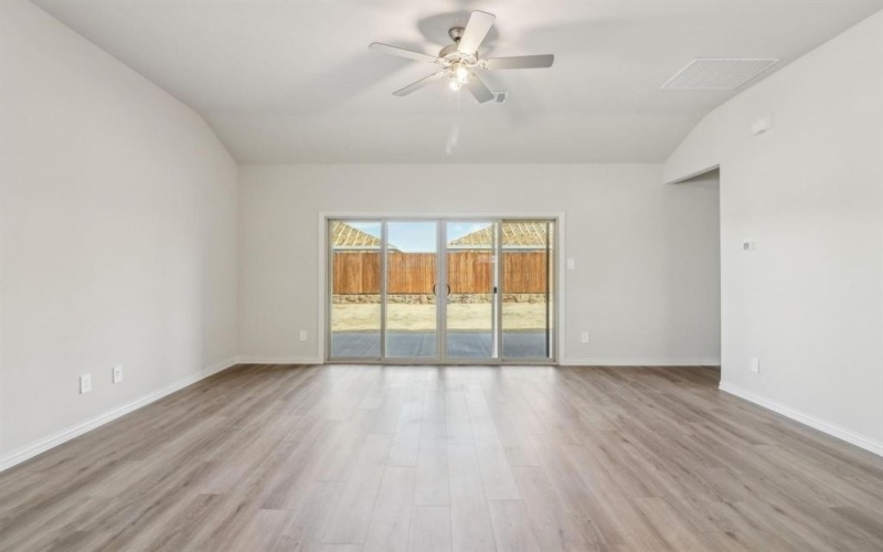235 Canyon Oaks Drive, Greenville, TX 75402, 4 Bedrooms Bedrooms, ,3 BathroomsBathrooms,Residential,For Sale,235 Canyon Oaks Drive,20867643