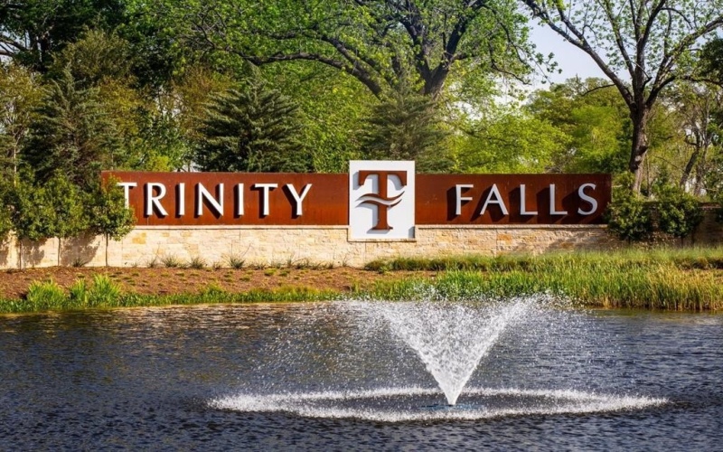 332 Bay Laurel Road, McKinney, TX 75071, 4 Habitaciones Habitaciones , ,5 BañosBaños,Residential,En Venta,332 Bay Laurel Road,20964352