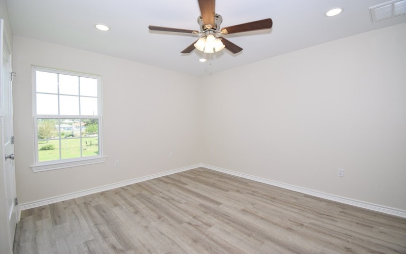 414 E Bay St., ROCKPORT, TX 78382, 3 Habitaciones Habitaciones , ,2 BañosBaños,Residential,En Venta,414 E Bay St.,145536