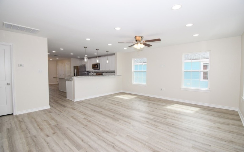 414 E Bay St., ROCKPORT, TX 78382, 3 Habitaciones Habitaciones , ,2 BañosBaños,Residential,En Venta,414 E Bay St.,145536