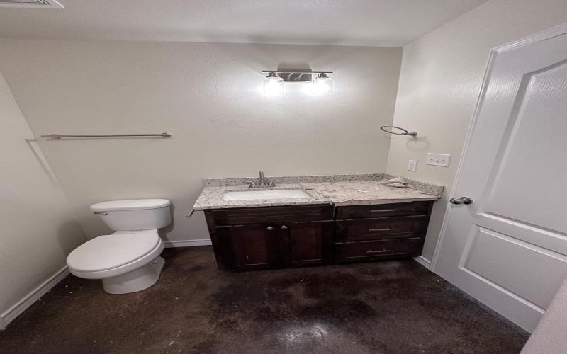 810 W Bates, Beeville, TX 78102, 3 Habitaciones Habitaciones , ,2 BañosBaños,Residential,En Venta,810 W Bates,113181