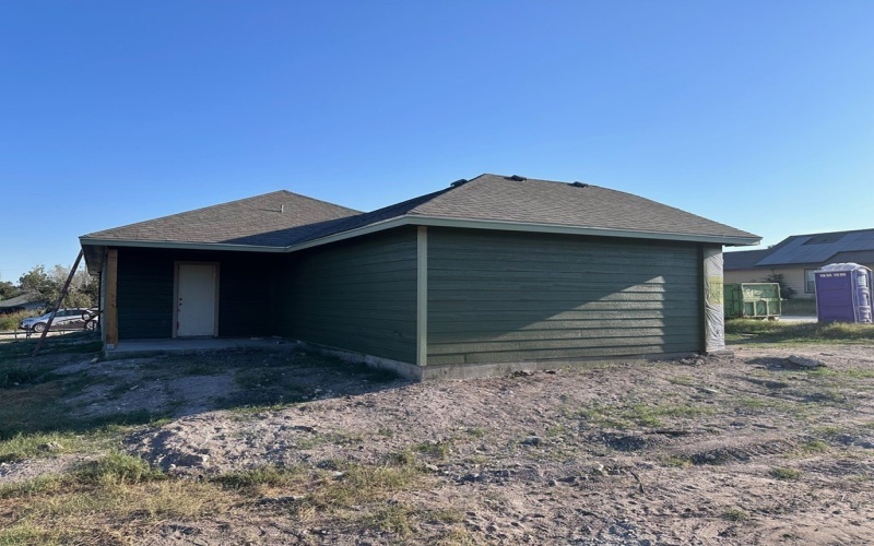 810 W Bates, Beeville, TX 78102, 3 Habitaciones Habitaciones , ,2 BañosBaños,Residential,En Venta,810 W Bates,113181