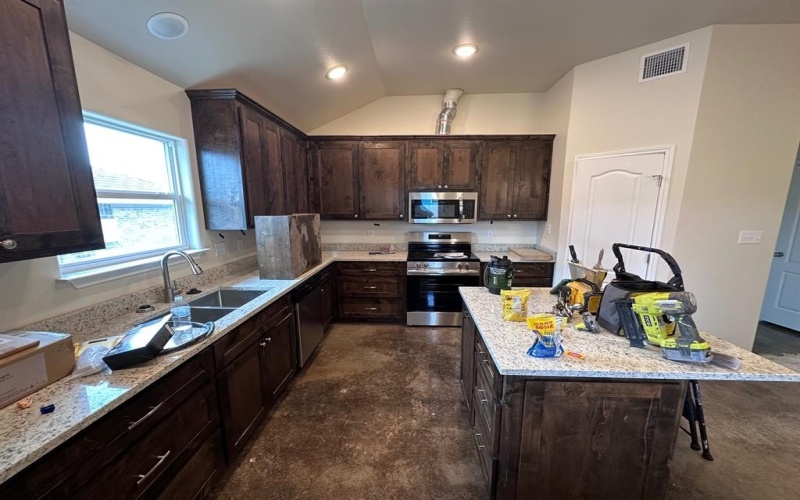 810 W Bates, Beeville, TX 78102, 3 Habitaciones Habitaciones , ,2 BañosBaños,Residential,En Venta,810 W Bates,113181