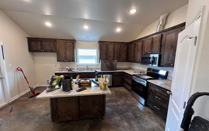 810 W Bates, Beeville, TX 78102, 3 Habitaciones Habitaciones , ,2 BañosBaños,Residential,En Venta,810 W Bates,113181