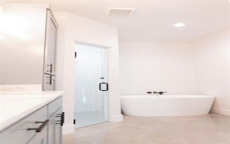 110 W State Street, Alvord, TX 76225, 3 Bedrooms Bedrooms, ,2 BathroomsBathrooms,Residential,For Sale,110 W State Street,20954782