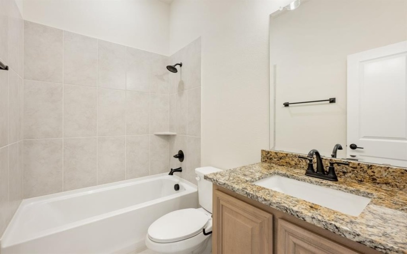 403 Chestnut Lane, Glenn Heights, TX 75154, 4 Bedrooms Bedrooms, ,3 BathroomsBathrooms,Residential,For Sale,403 Chestnut Lane,20963514