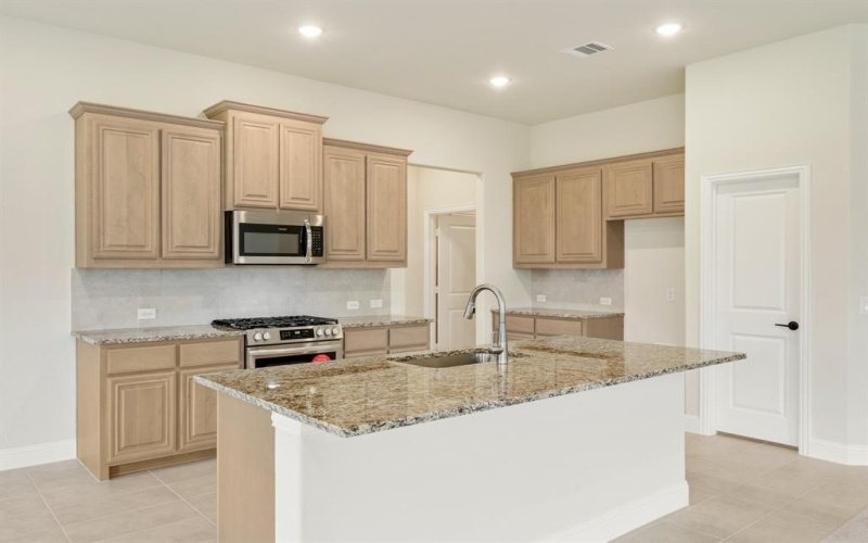 403 Chestnut Lane, Glenn Heights, TX 75154, 4 Bedrooms Bedrooms, ,3 BathroomsBathrooms,Residential,For Sale,403 Chestnut Lane,20963514