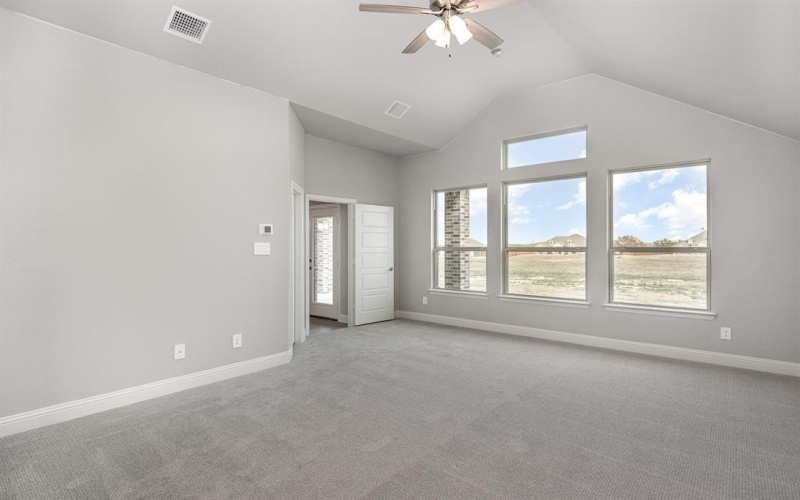 670 Crystal Lake Lane, Red Oak, TX 75154, 4 Bedrooms Bedrooms, ,2 BathroomsBathrooms,Residential,For Sale,670 Crystal Lake Lane,20963570