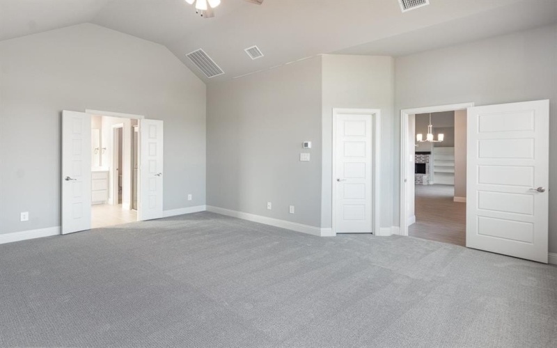 670 Crystal Lake Lane, Red Oak, TX 75154, 4 Bedrooms Bedrooms, ,2 BathroomsBathrooms,Residential,For Sale,670 Crystal Lake Lane,20963570