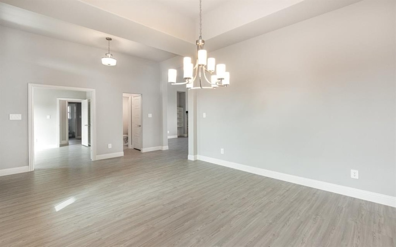 670 Crystal Lake Lane, Red Oak, TX 75154, 4 Bedrooms Bedrooms, ,2 BathroomsBathrooms,Residential,For Sale,670 Crystal Lake Lane,20963570