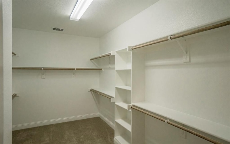 1308 Peregrine Trail, Frisco, TX 75036, 5 Habitaciones Habitaciones , ,5 BañosBaños,Residential,En Venta,1308 Peregrine Trail,20963577
